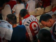 Crvena Zvezda, Navijači, Dresovi (4).jpg