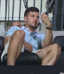 Luka Jović gleda Superligu Čukarički Spartak