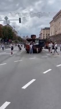 vojna parada u ukrajini-5.jpg