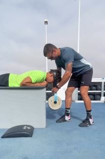 Drzi tegove glavom (3).jpg