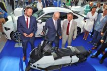 NA NOVOSADSKOM SAJMU OTVORENA MANIFESTACIJA POSVEĆENA ELEKTROMOBILNOSTI