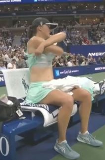 Teniserka presvlačenje (3).jpg