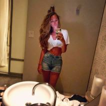 Đerar Pike sarađuje sa Lajom Grasi bivšom Aleksisa Sančeza