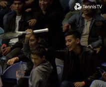 Novak Đoković baca reket  (5).jpg