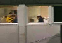 Saka pogodio coveka u stanu (4).jpg