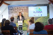 Aleksandra Popović, predsednica Opštine Surdulica.jpg