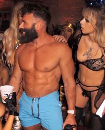 Den Blizerijan  (3).jpg