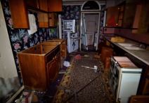 Ispovest Dženifer Saginor, Plejboj zečice o dešavanjima u vili i Hjuu Hefneru