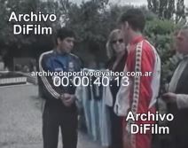 Maradona Suker na grobu Drazena Petrovica (4).png