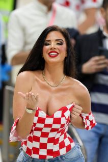 Navijačica hrvatske  (1).png