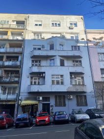 Klinika u zgradi (2).jpg