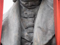 Vuk Karadžić spomenik-0029.jpg