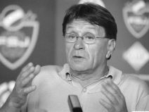 Preminuo ćiro blažević.