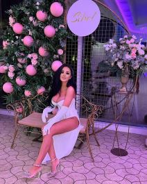 Žena fudbalera Kristijana Daminuca prodaje gole fotografije