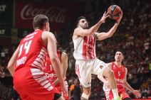 CRVENA ZVEZDA  OLIMPIJAKOS  (18).jpg