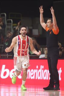 CRVENA ZVEZDA  OLIMPIJAKOS  (19).jpg