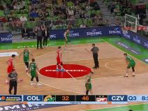 Luka Dončić gleda Crvenu zvezdu u Ljubljani