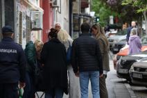 Hitna pomoć kod škole na Vračaru (3).jpg