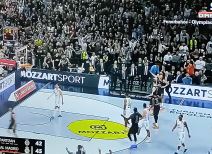 Partizan igrao napad sa sest igraca f.png