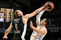 Sarajevski mediji napali Grobare da pevaju četničku pesmu Tamo daleko