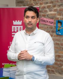 Malci Genijalci  (3).jpg