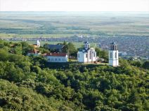 glavna fruška gora_shutterstock_2000360051.jpg