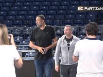 Vlade Divac posetio trening Partizana