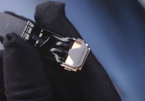 Hublot Classic Fusion King Gold (4).png