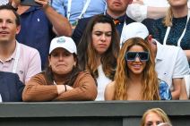 Sakira Vimbldon Alkaraz (5).jpg