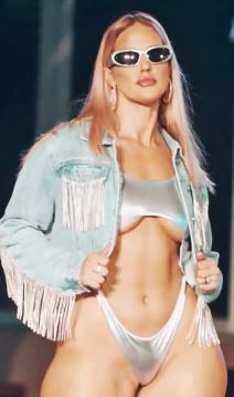 Marisa Dubua (4).png