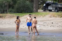 Ivana Knoll uživa u danu na plaži u Marbelji (5).jpg