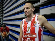 Važni igrači reprezentacije Srbije Ognjen Dobrić i Dejan Davidovac imaju malu minutažu u Zvezdi