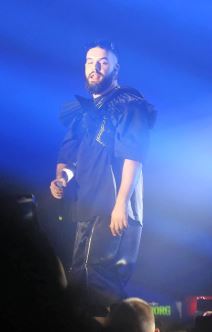 Vojaž upoznao devojku sa roditeljima