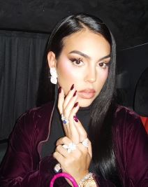Georgina Rodrigez (3).png