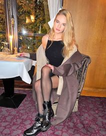 Lisa Peskova (5).png