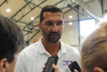 20180815npStojakovic4.jpg