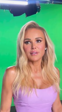 Sanela Diana Jenkins (4).jpg