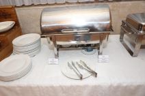 Ko ima najbogatiju a ko najskromniju stranačku trpezu 