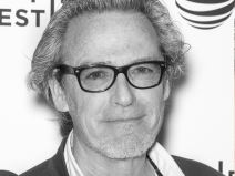 Džejms MekKafri.png