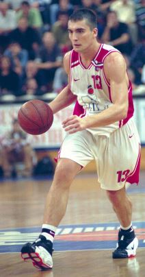 MILOJEV2_001 copy.jpg