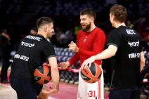 Crvena Zvezda Baskonija pre meča (3).jpg