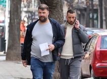 Nikola Petković izašao iz Prvog osnovnog suda u Katanićevoj (3) copy.jpg