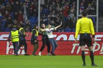 navijač utrčao na srbija - rusija