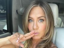 Dženifer Aniston
