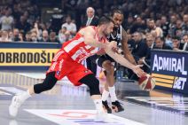 Crvena zvezda Partizan Košarka (4).JPG