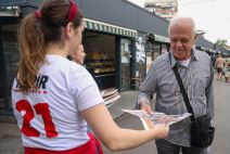 Kurir besplatni primerci, foto Petar Aleksic (2) copy.jpg