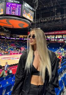 Milica Tasić sa Lukom Vildozom slavi titulu u Evroligi