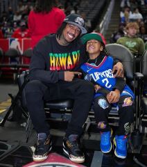 Nik Kenon osigurao testise