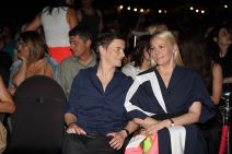 Ana Brnabić sa partnerkom (3).jpg