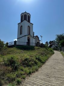 Crkva Svetog Teodora Vršačkog (3).jpg